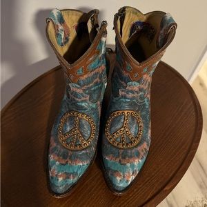 Old Gringo  9.5. Peace ankle boots